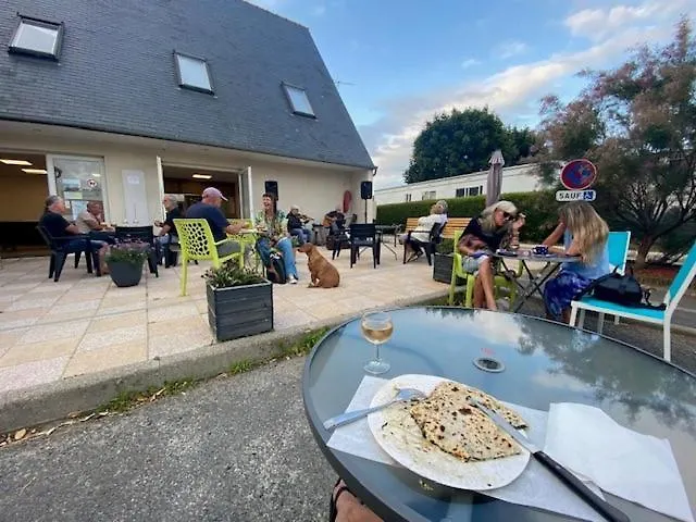 Mobile-Home En Bord De Mer Pordic France
